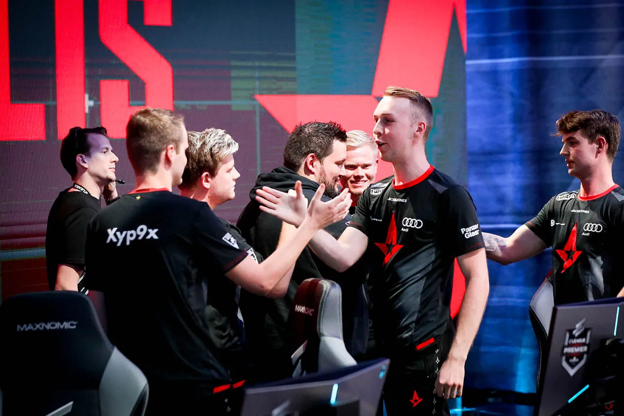 Astralis —  FunPlus Phoenix 03.06.2021 Прогноз и ставки на матч