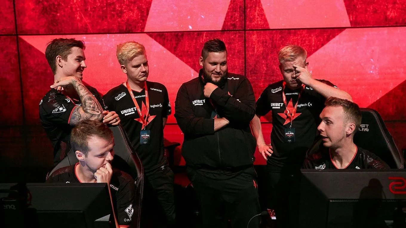 Astralis — paiN. 28.10.2021. Прогноз и ставки на матч