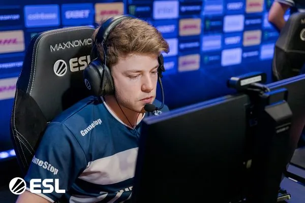 Sprout — FaZe 15.02.2022 Прогноз и ставки на матч