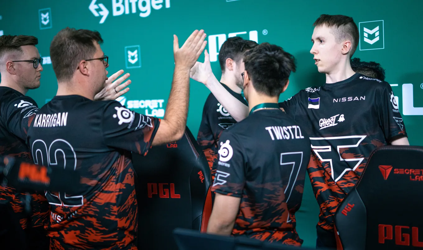 FaZe – OG: финал группы Б