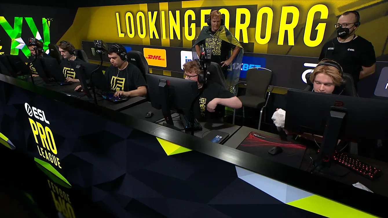 Отец SaVage на ESL Pro League Season 15