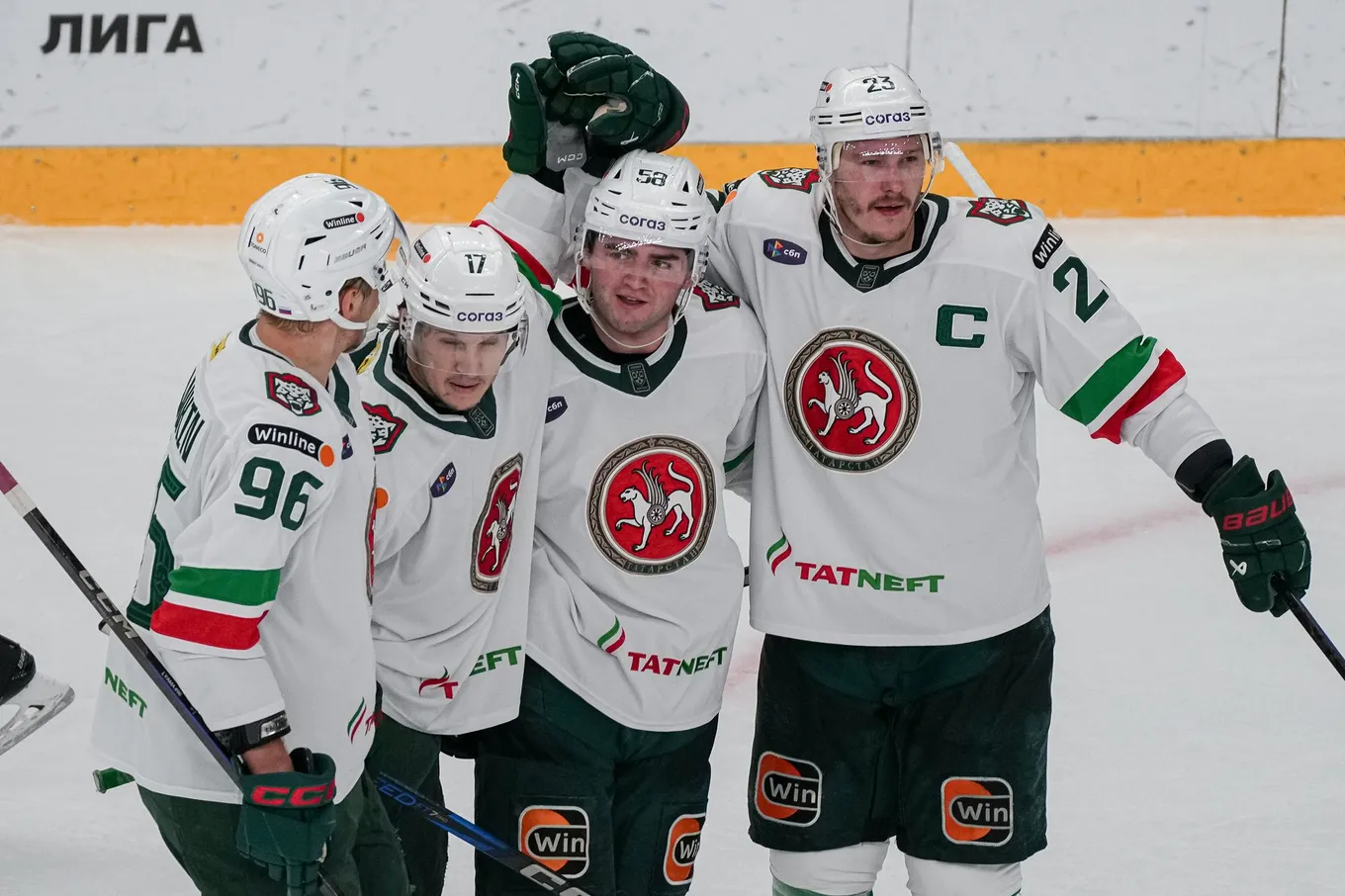Ак Барс – Куньлунь: прогноз (КФ 1,70) и ставки на матч КХЛ 13 ноября 2024 года