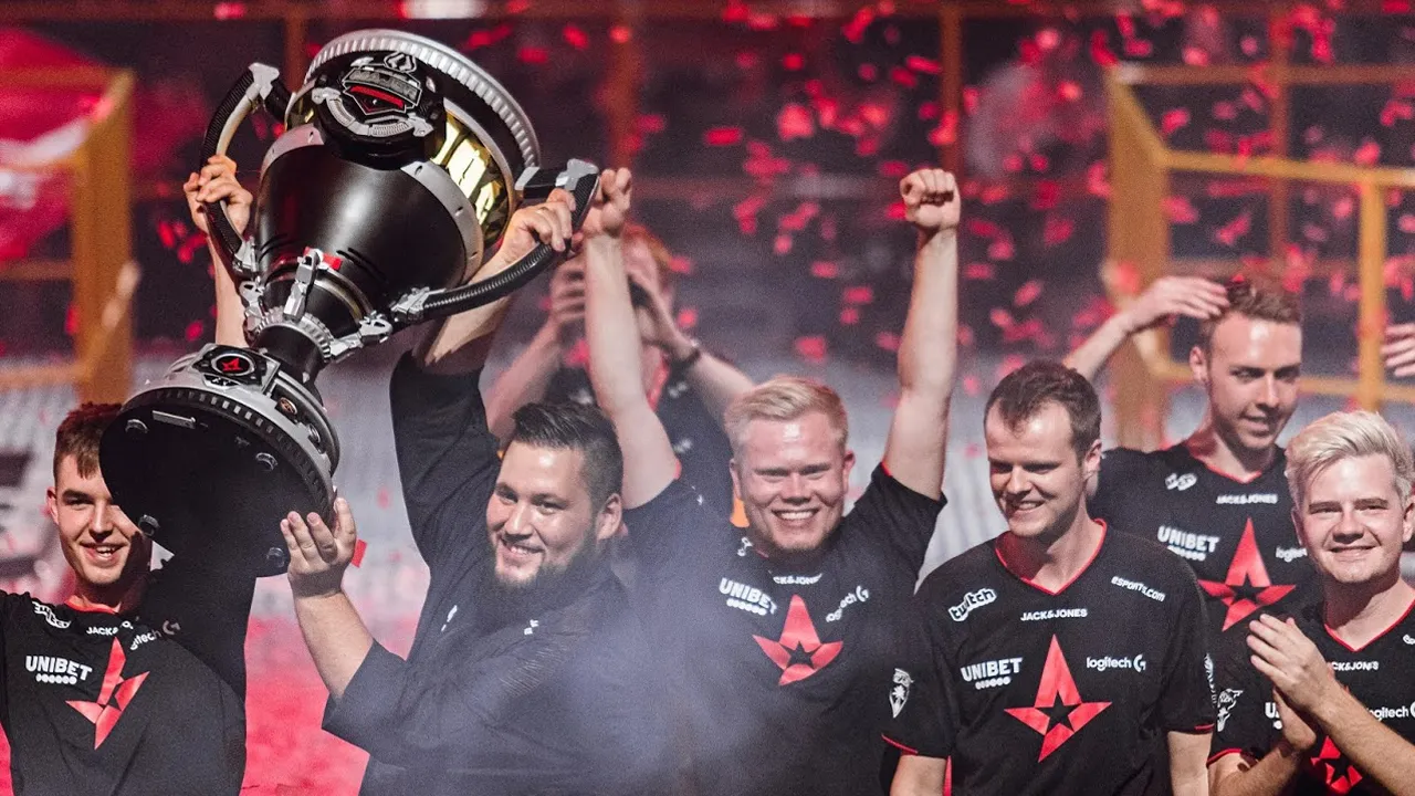 Astralis — Virtus.pro 27.03.2021 Прогноз и ставки на матч