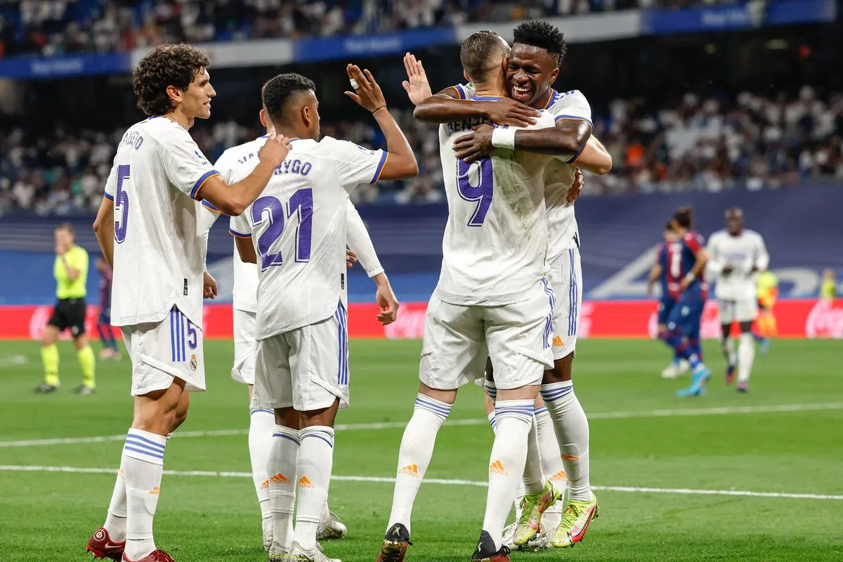 «Реал»