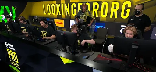 LookingForOrg выступает на EPL Season 15 с отцом одного из игроков в качестве тренера