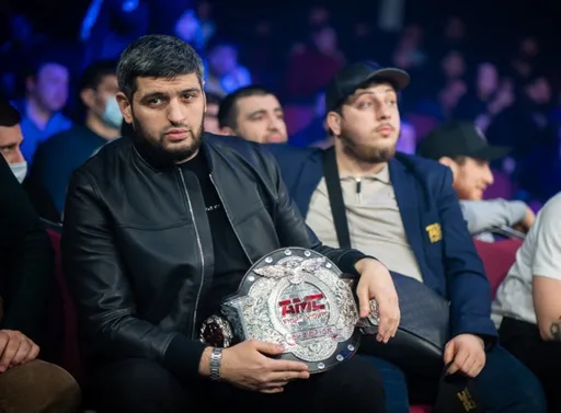 «Емельяненко — позитивный персонаж, UFC для Шлеменко — шаг назад». Амир Мурадов об итогах года и поп-ММА