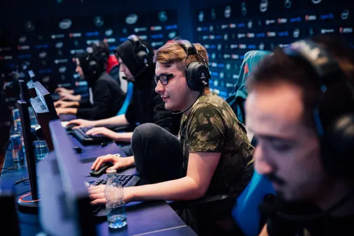 MiLAN покинет состав Dota Team