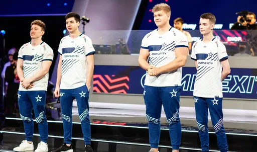Complexity сыграет с NaVi за слот на BLAST Premier: Fall Finals 2021
