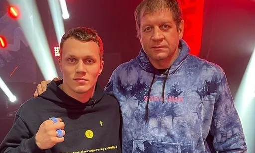 Грядет очередное унижение блогера. Где и когда смотреть бой по ММА Артем Тарасов — Александр Емельяненко