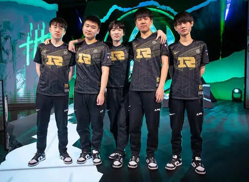 Royal Never Give Up — чемпионы Mid-Season Invitational 2021
