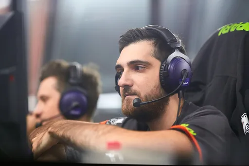 RodjeR и Mag выступят в отборочных на D2CL Season 3 с экс-игроками ViKin.gg