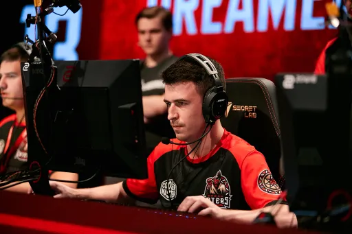 Svyat – о device в NiP, причинах распада DreamEaters и ошибке NaVi