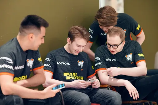 Virtus.pro проиграла T1 в гранд-финале ESL One Summer 2021