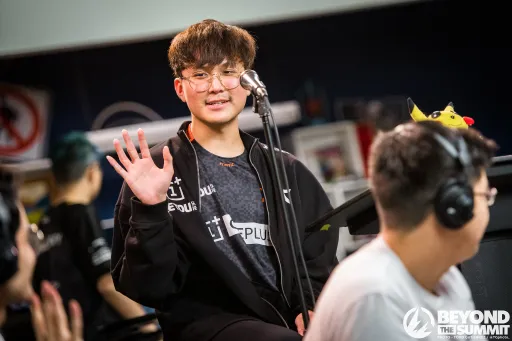 Fnatic одолела T1 в матче первого дивизиона DPC для ЮВА