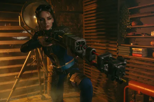 Атмосферный косплей на Выходца из Убежища из Fallout