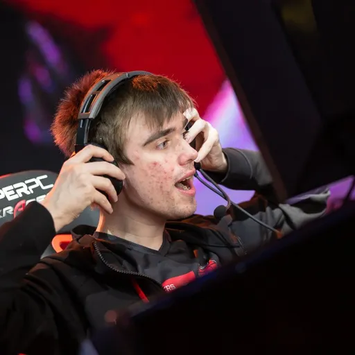 Team Spirit обыграла Live To Win в первом дивизионе DPC для СНГ