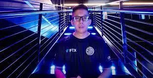 Spirit с RodjER уверенно обыграла TSM на D2ISD 2022