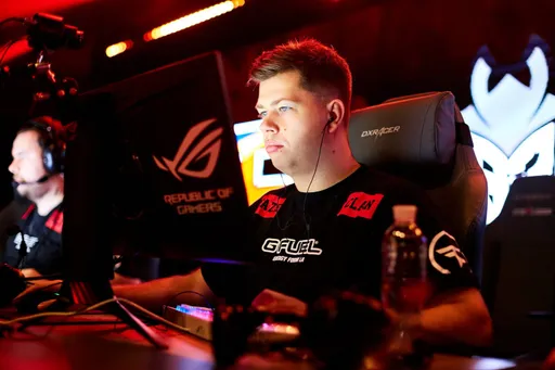 G2 одолела FaZe и выбила команду из BLAST Premier: Spring Finals 2021