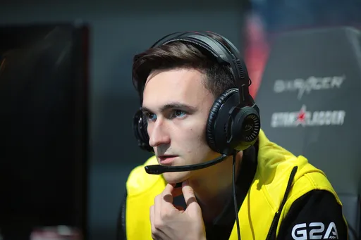 Hellbear Smashers заработала пятую победу подряд на D2CL Season 2