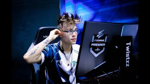 Twistzz из FaZe спас утят и передал их в зоопарк