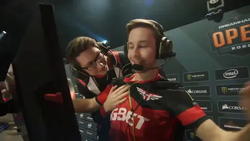 Heroic победила в стартовом матче на ESL Pro League Season 14