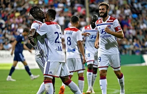 «Лион» выиграл у «Спарты» в Лиге Европы благодаря дублю Токо-Экамби