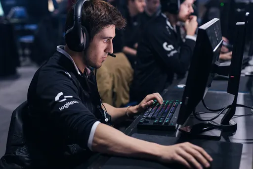 Двукратный победитель Six Invitational Goga завершил игровую карьеру