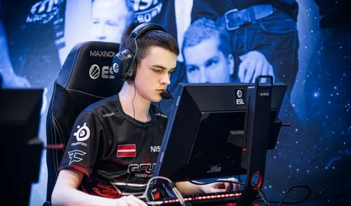 Heroic выбилась в лидеры группы A на ESL Pro League Season 14