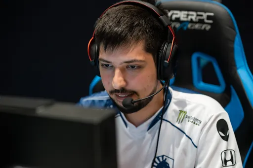 ALWAYSWANNAFLY: W33 скоро представит свою новую команду