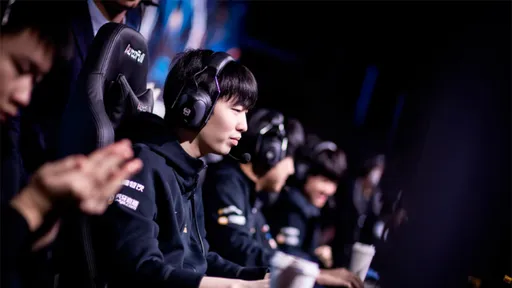 VG, IG и Aster получили инвайты на Huya Dota 2 Winter Invitational 2021