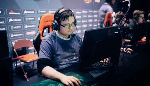 Complexity и 9z прошли в плей-офф ESL Challenger #48