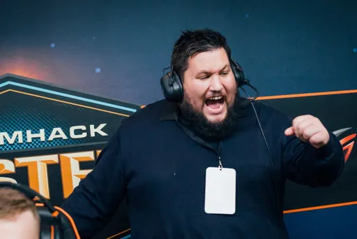 Тренерам по CS:GO запретили кричать на игроков во время PGL Major Stockholm 2021