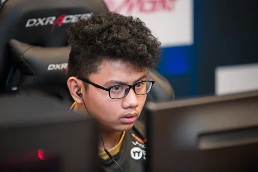 Armel и Jaunuel могут присоединиться к Fnatic