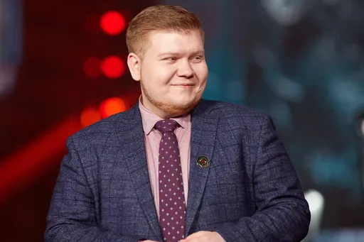 Bafik и Droog комментировали встречу T1 и beastcoast вслепую — у них отключились мониторы