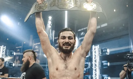 Титульный поединок на голых кулаках в Hardcore FC. Где и когда смотреть бой Мартин Джуарян — Илья Топчин
