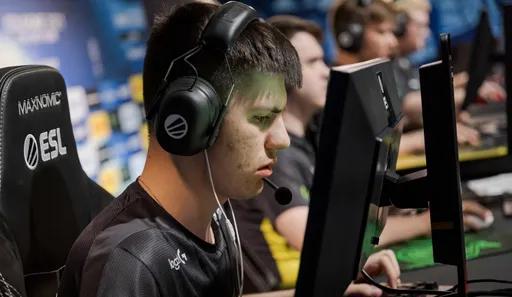 B1T, sh1ro и s1mple стали лучшими игроками стадии «Легенд» на PGL Major Stockholm 2021