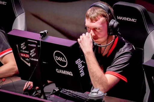Astralis вылетела из основного этапа Flashpoint Season 3