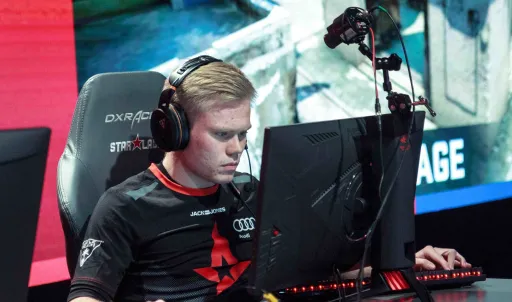 Игроки не верят в победу Evil Geniuses над Astralis