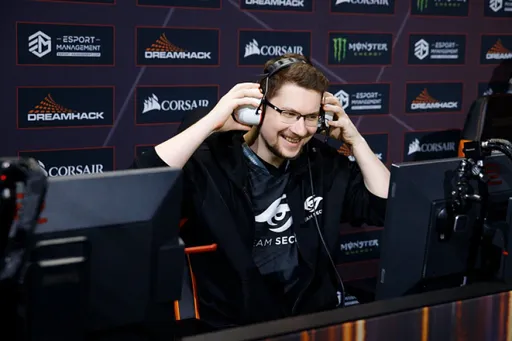 Puppey рассказал о ролях Resolut1on и Zayac в Team Secret
