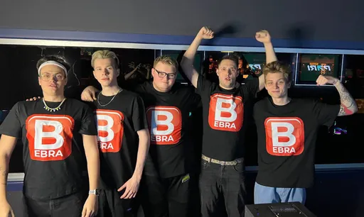 Команда Boombl4 и Buster одержала верх в первом матче на LAN в Москве