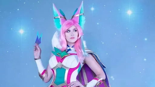 Модель и блогерша Kinpatsu победила в номинации «Лучший косплей» на Esports Awards 2022