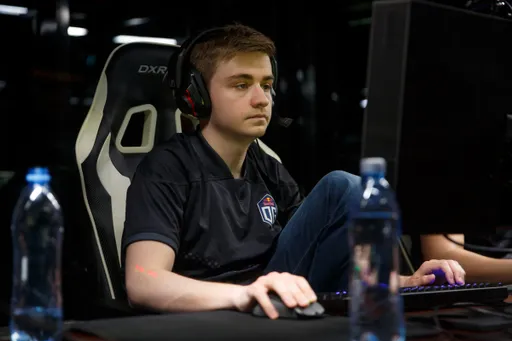 N0tail высказался о киберспортсменах, играющих на одном герое
