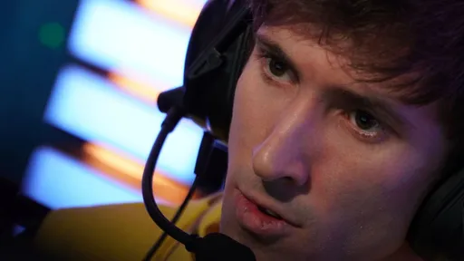 Dendi объяснил, почему он выбрал Dota 2, а не League of Legends