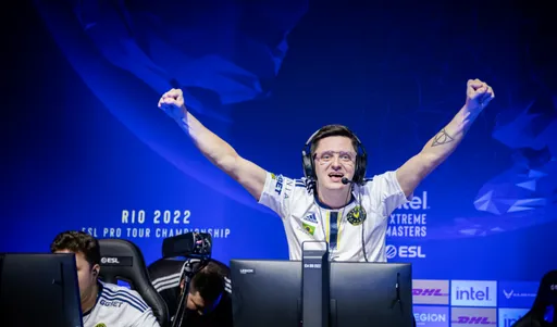 Natus Vincere — Team Vitality 5 ноября: прямая трансляция матча, форма команд, кто фаворит встречи?