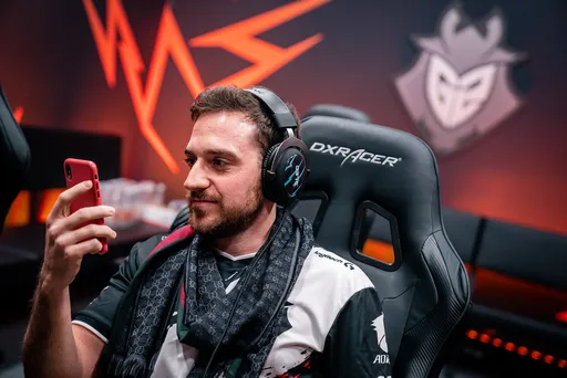 Ocelote решил не возвращаться в  киберспорт