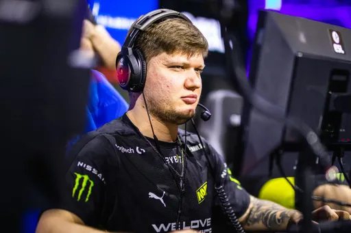 NaVi совместила хайлайты s1mple и Леви Аккермана из «Атаки титанов»