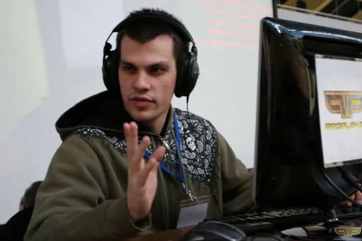 OverDrive: deko такой игрок, которому нужно смотреть демки, тренироваться