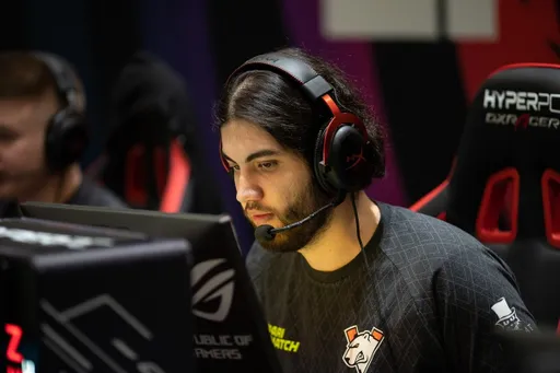 Сингапурский клуб мог подписать состав Virtus.pro по CS:GO
