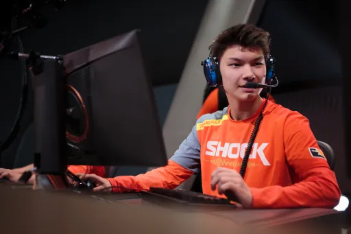 Riot Games не допустит sinatraa до турнира Valorant Champions Tour