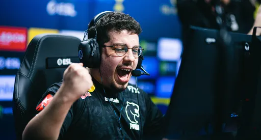 FURIA одолела Movistar Riders в группе D на EPL Season 16